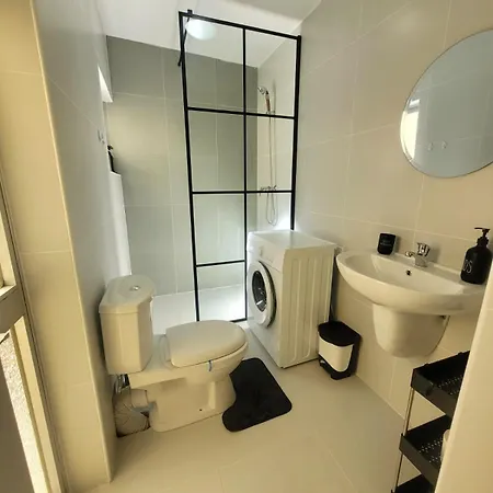 Sunflower Maltese House In Sliema