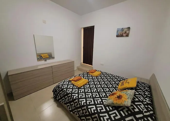 Sunflower Maltese House In Appartement Sliema